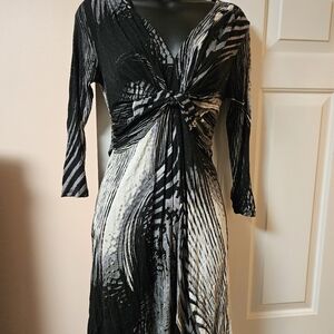 Chic Black and White Long Sleeve Dress